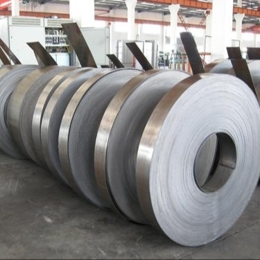 कोल्ड रोल्ड SUS304 स्टेनलेस स्टील स्ट्रिप 1 / 4H 1/2H FH कठोरता 0.7mm मोटाई 2b