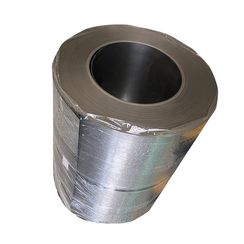 1000mm-6000mm स्टेनलेस स्टील कॉइल स्लिट एज MOQ 1 टन 0.3mm-3.0mm